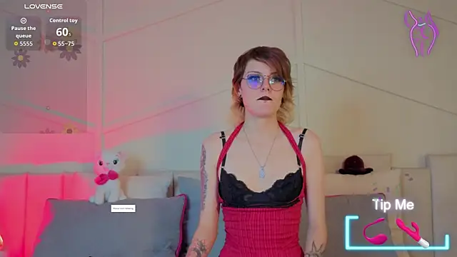 Snapshot of Rossie_huntt chatting on March 3, 2026, 1:29 pm Rossie huntt online show from March 3, 2026, 1:29 pm