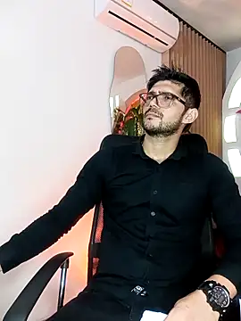 ritzabeth daniel online show from April 11, 2026, 2:19 am