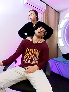 ritzabeth daniel online show from March 29, 2026, 2:13 am