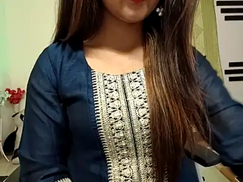 misstyy online show from March 15, 2026, 9:38 am