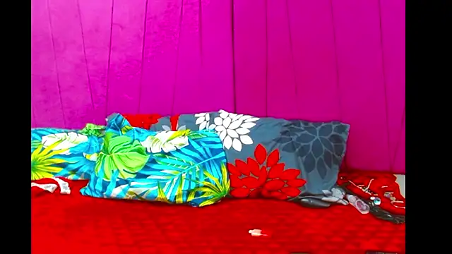 Snapshot of pipe_hot04 chatting on March 23, 2026, 2:22 am pipe hot04 online show from March 23, 2026, 2:22 am