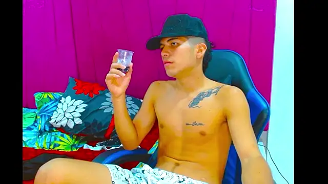 Snapshot of pipe_hot04 chatting on March 20, 2026, 1:06 am pipe hot04 online show from March 20, 2026, 1:06 am