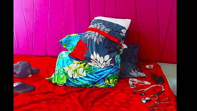 Snapshot of pipe_hot04 chatting on March 23, 2026, 3:01 pm pipe hot04 online show from March 23, 2026, 3:01 pm