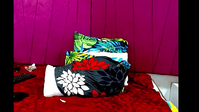 Snapshot of pipe_hot04 chatting on March 27, 2026, 8:26 am pipe hot04 online show from March 27, 2026, 8:26 am