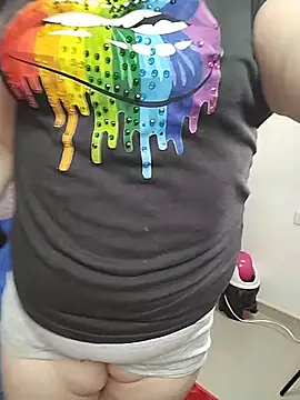 Snapshot of Camilaa_titssexxx chatting on March 3, 2026, 10:44 am Camilaa titssexxx online show from March 3, 2026, 10:44 am