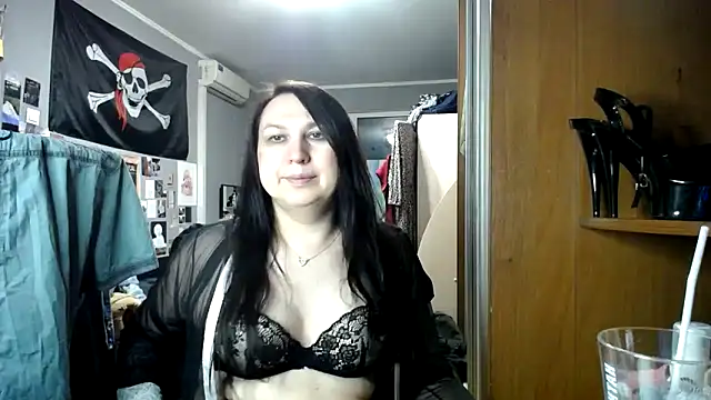 EvaBeautyXx online show from March 8, 2026, 8:45 pm