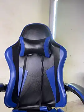 Snapshot of Maddie_7 chatting on April 11, 2026, 2:52 am Maddie 7 online show from April 11, 2026, 2:52 am