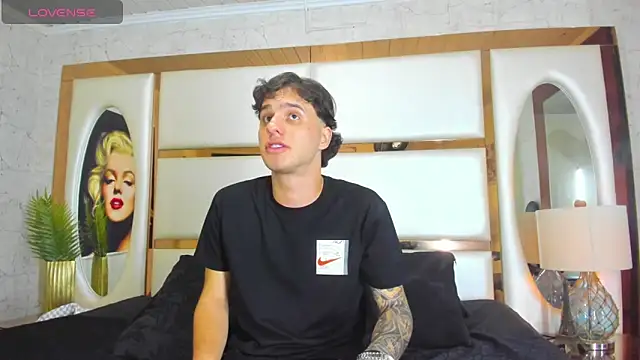 EXCLUSIVE8 online show from March 15, 2026, 2:13 pm