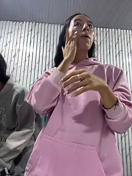 Snapshot of SAMY_AND_ARI chatting on March 30, 2026, 11:11 am SAMY AND ARI online show from March 30, 2026, 11:11 am