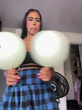 Snapshot of SAMY_AND_ARI chatting on March 31, 2026, 10:12 pm SAMY AND ARI online show from March 31, 2026, 10:12 pm