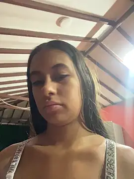 Snapshot of SAMY_AND_ARI chatting on April 4, 2026, 10:11 am SAMY AND ARI online show from April 4, 2026, 10:11 am