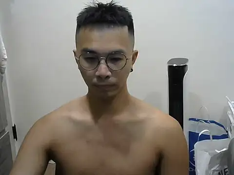 silverwolfwoof online show from July 22, 2026, 8:05 am