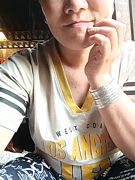 Lindxx-hot online show from April 8, 2026, 2:24 am