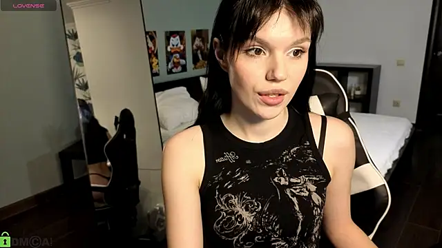 JanetCensley online show from May 4, 2026, 6:06 am