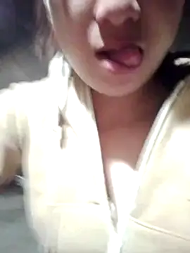 Snapshot of Mishowhot chatting on March 12, 2026, 12:49 am Mishowhot online show from March 12, 2026, 12:49 am