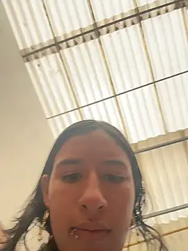 Snapshot of LilyRossi_ chatting on June 17, 2026, 12:15 pm LilyRossi online show from June 17, 2026, 12:15 pm
