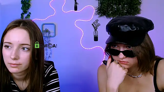 Snapshot of chloe_ley chatting on July 28, 2026, 9:39 am chloe ley online show from July 28, 2026, 9:39 am