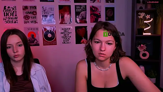 Snapshot of chloe_ley chatting on July 7, 2026, 9:02 am chloe ley online show from July 7, 2026, 9:02 am