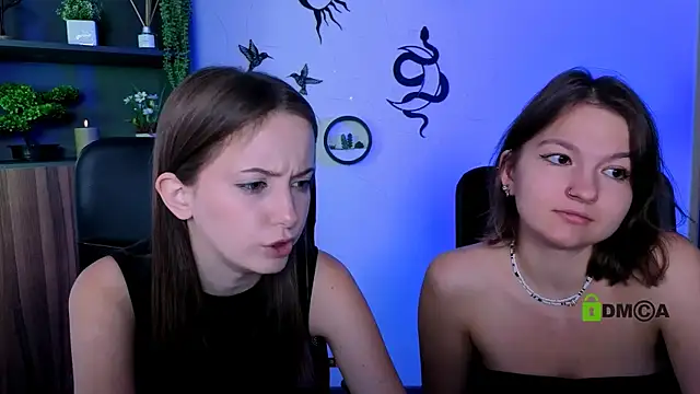 Snapshot of chloe_ley chatting on July 8, 2026, 9:10 am chloe ley online show from July 8, 2026, 9:10 am