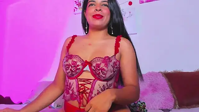 Snapshot of Arianna_Moore chatting on May 20, 2026, 10:51 pm Arianna Moore online show from May 20, 2026, 10:51 pm