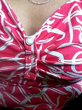 Mizu-hotshow online show from May 13, 2026, 3:46 am