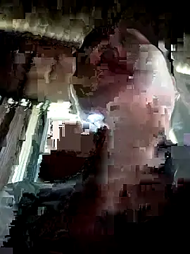 Mizu-hotshow online show from April 28, 2026, 2:27 am