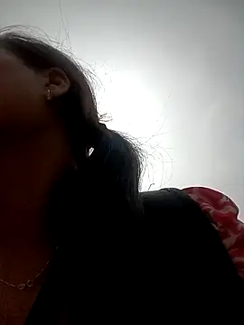 Mizu-hotshow online show from March 1, 2026, 3:17 am