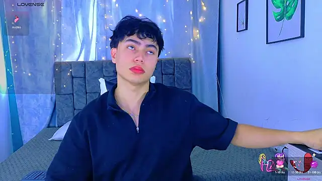 Snapshot of Dantekent chatting on June 11, 2026, 1:52 pm Dantekent online show from June 11, 2026, 1:52 pm