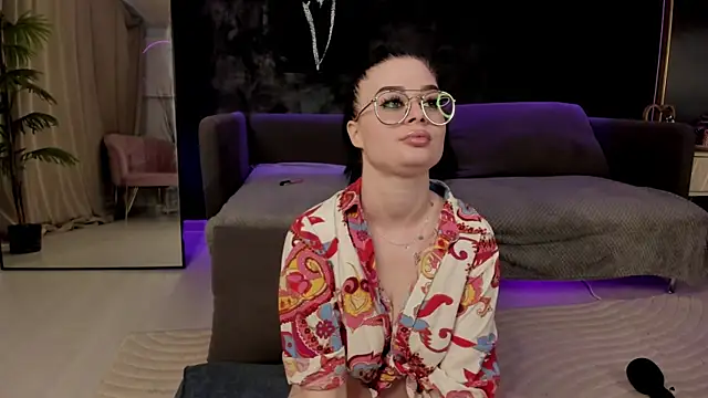 Snapshot of LoraIvone chatting on April 8, 2026, 7:26 pm LoraIvone online show from April 8, 2026, 7:26 pm