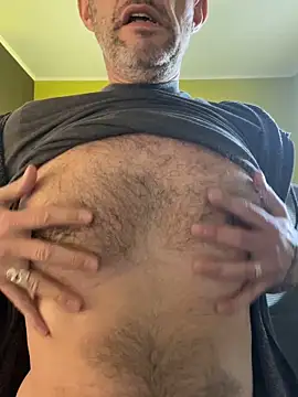 GreedY19100 online show from March 27, 2026, 10:16 am