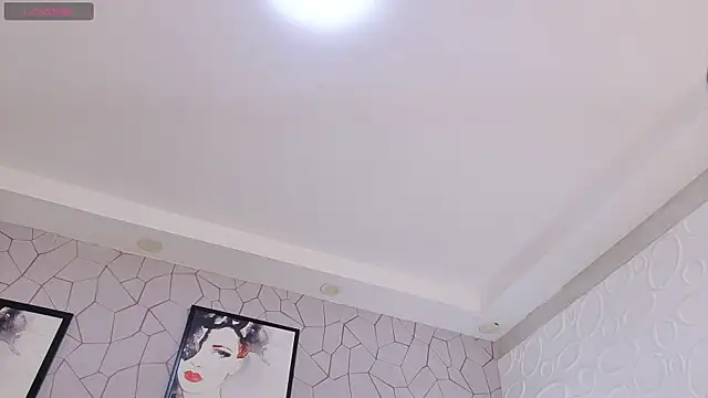 Genesisraydenx online show from May 28, 2026, 8:04 pm