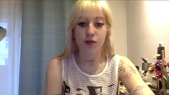 EmmyWet online show from June 11, 2026, 4:15 pm