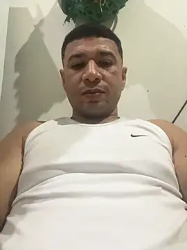 Snapshot of David-pontes chatting on February 27, 2026, 12:11 am David-pontes online show from February 27, 2026, 12:11 am