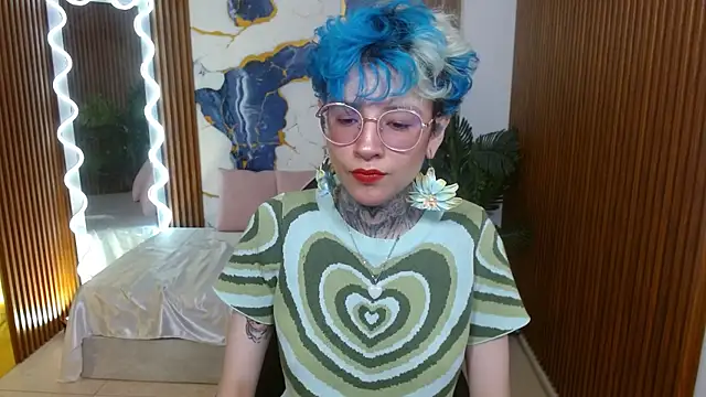 Snapshot of Lyra_tay chatting on March 4, 2026, 7:10 pm Lyra tay online show from March 4, 2026, 7:10 pm