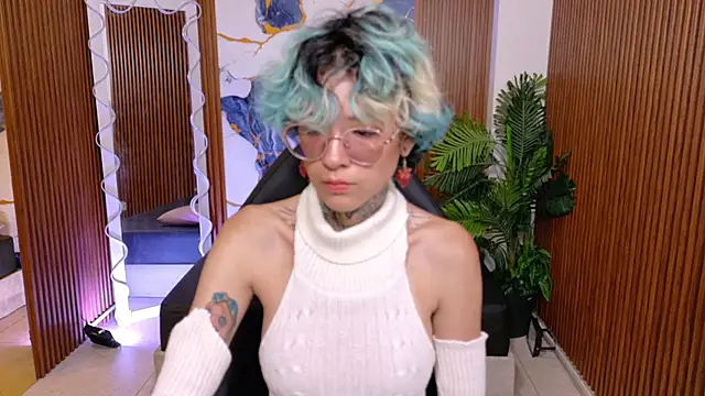 Snapshot of Lyra_tay chatting on May 26, 2026, 7:01 pm Lyra tay online show from May 26, 2026, 7:01 pm