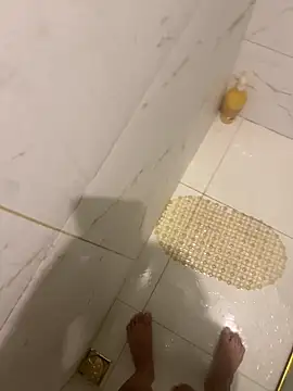 Snapshot of bichalouca chatting on July 24, 2026, 7:37 am bichalouca online show from July 24, 2026, 7:37 am