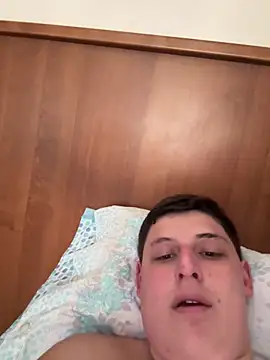 Snapshot of unlocked28 chatting on March 11, 2026, 11:26 am unlocked28 online show from March 11, 2026, 11:26 am