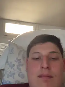 Snapshot of unlocked28 chatting on March 19, 2026, 2:17 pm unlocked28 online show from March 19, 2026, 2:17 pm