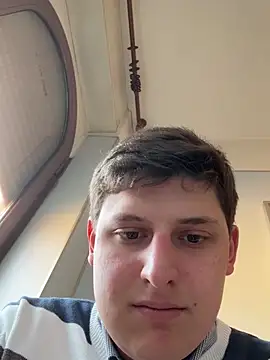 Snapshot of unlocked28 chatting on March 10, 2026, 10:52 am unlocked28 online show from March 10, 2026, 10:52 am