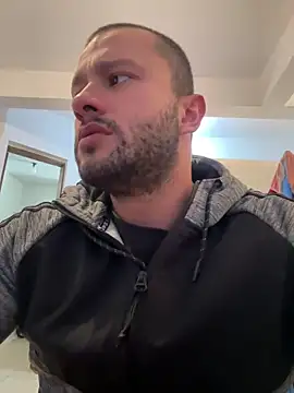 Romaninho online show from May 12, 2026, 11:38 am