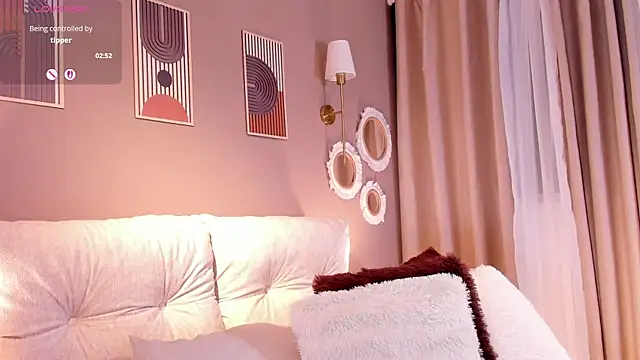 Agata Laurent  online show from April 30, 2026, 3:46 am
