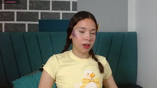 Sweet kitty 05 online show from May 25, 2026, 11:36 pm