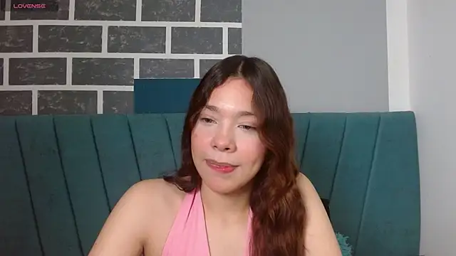 Sweet kitty 05 online show from May 20, 2026, 12:29 am