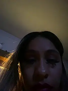 xophierz online show from February 27, 2026, 2:12 am