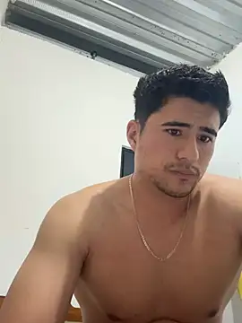 David-latinlover online show from June 8, 2026, 7:47 pm