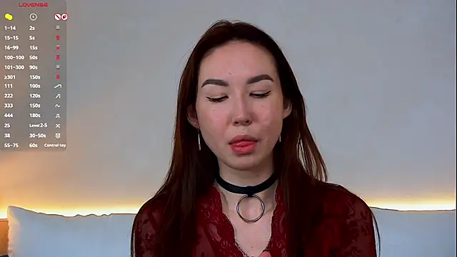 EmilyGray   online show from May 5, 2026, 7:22 am