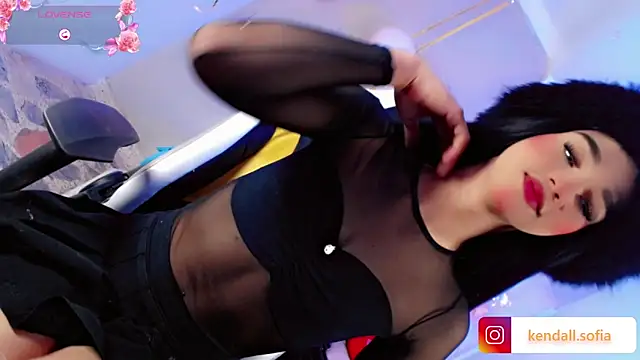 Sophiaa doll  online show from April 30, 2026, 3:46 am