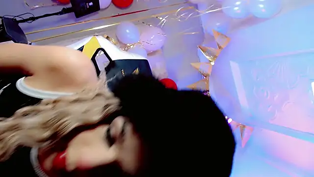Sophiaa doll  online show from April 26, 2026, 4:32 am