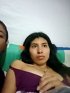 Snapshot of May_and_Noah chatting on April 3, 2026, 12:39 am May and Noah online show from April 3, 2026, 12:39 am