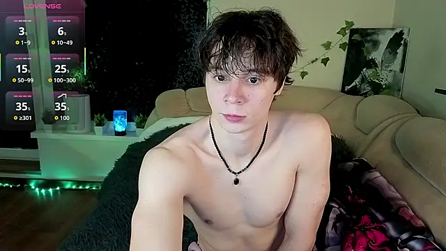AnthonyCuutie online show from March 23, 2026, 1:33 pm
